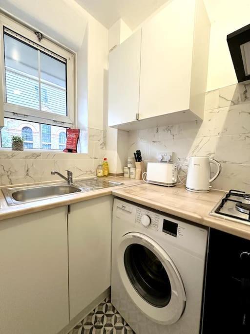 Quirky 3 Bedroom Flat In Shoreditch 伦敦 外观 照片