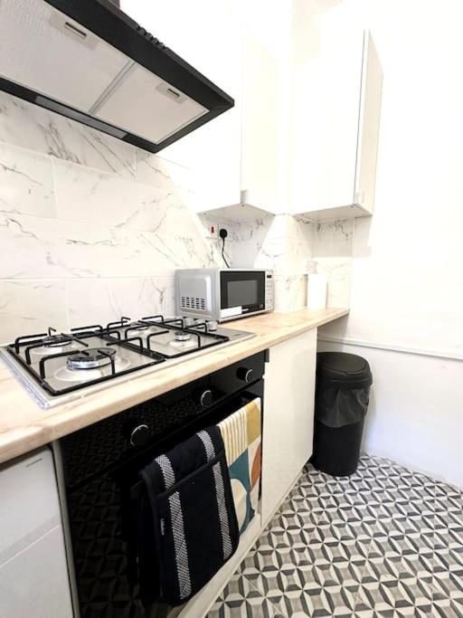 Quirky 3 Bedroom Flat In Shoreditch 伦敦 外观 照片